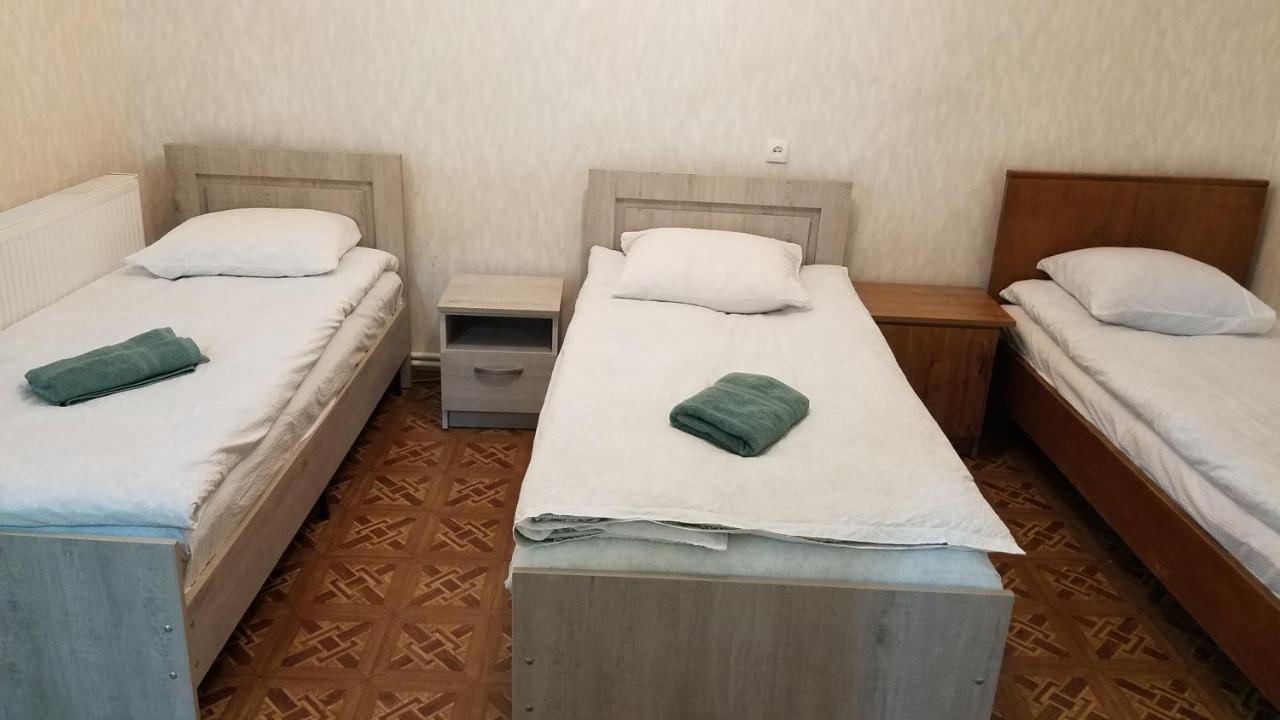 Guest House Green Rose Borjomi ภายนอก รูปภาพ